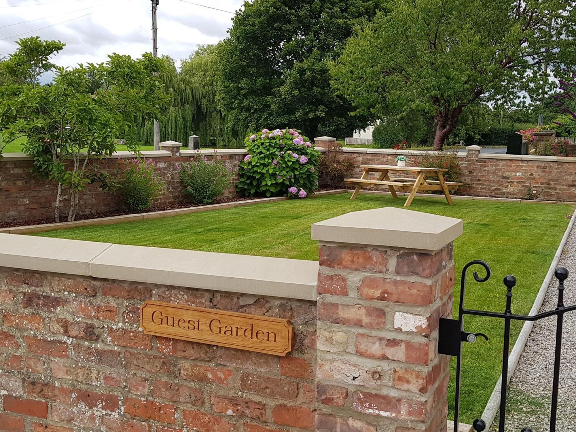 Duck Cottage Tholthorpe Dış mekan fotoğraf